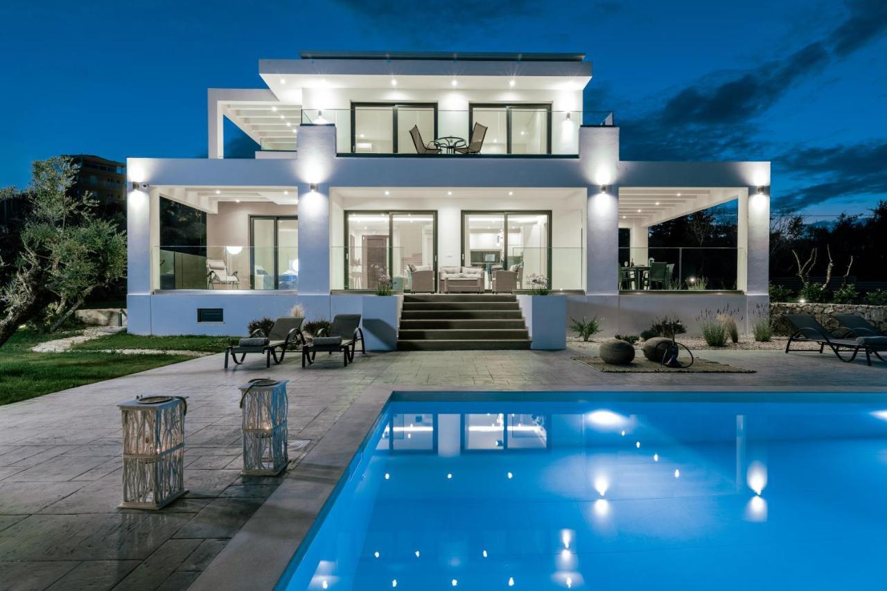 Valentino Luxury Villa Plános المظهر الخارجي الصورة