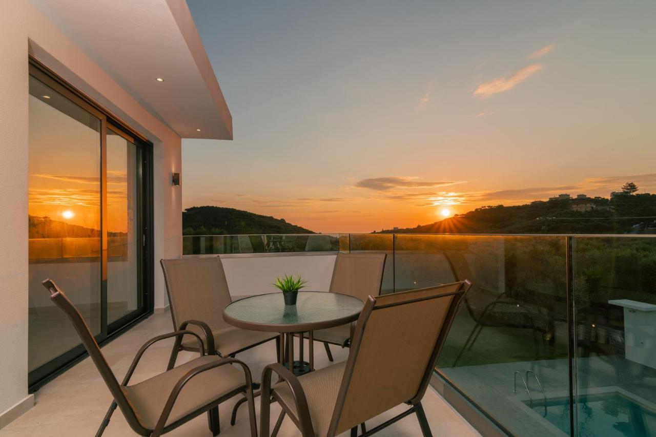 Valentino Luxury Villa Plános المظهر الخارجي الصورة