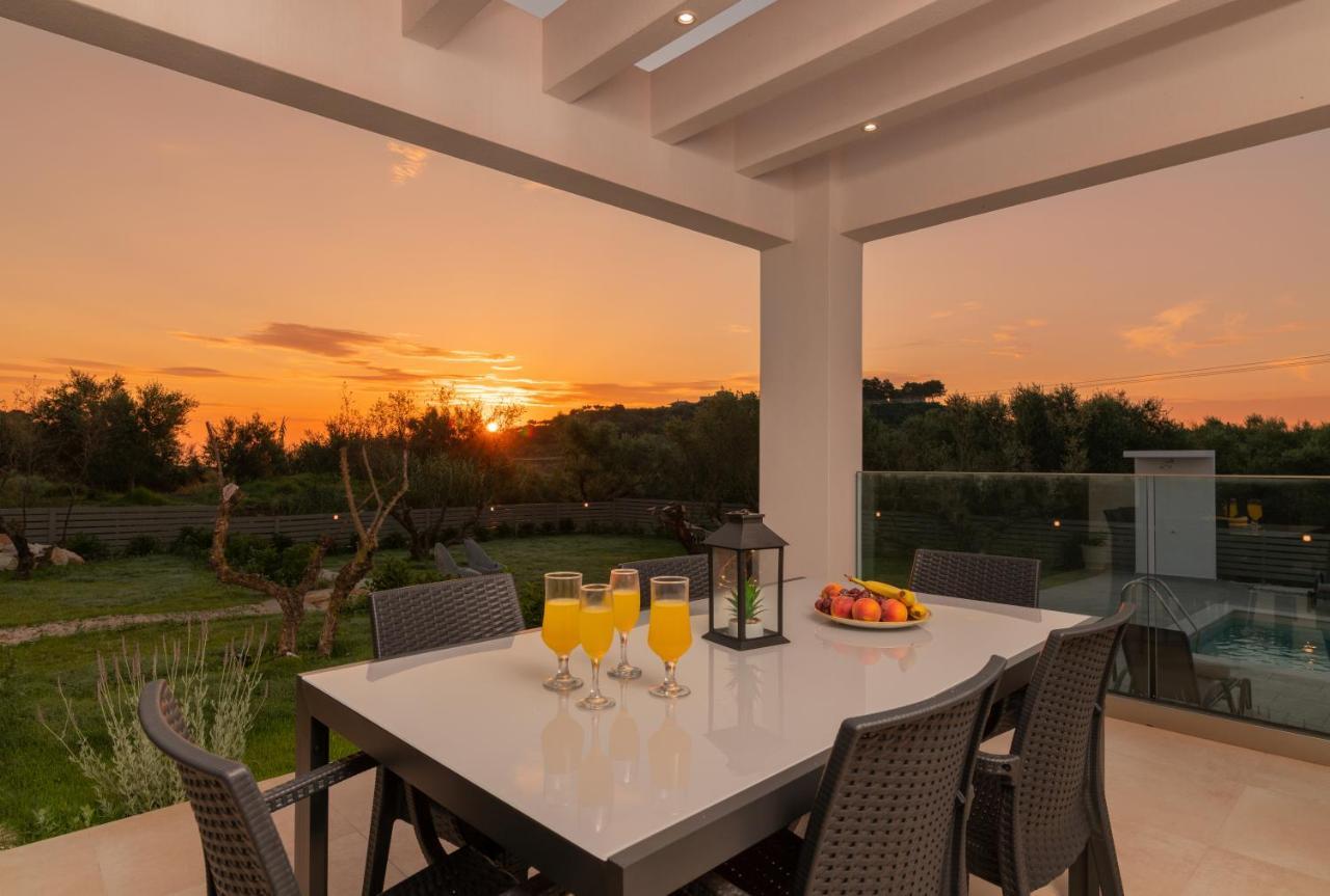Valentino Luxury Villa Plános المظهر الخارجي الصورة